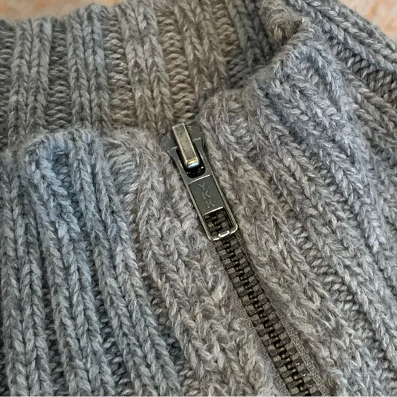 Victoria’s Secret Mock Turtleneck / Cardigan Sweater - Picture 5 of 9